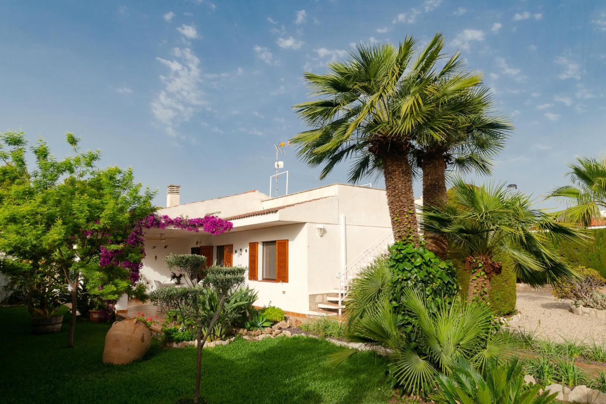 Exclusiva Villa Con Piscina Calafat Eksteriør billede