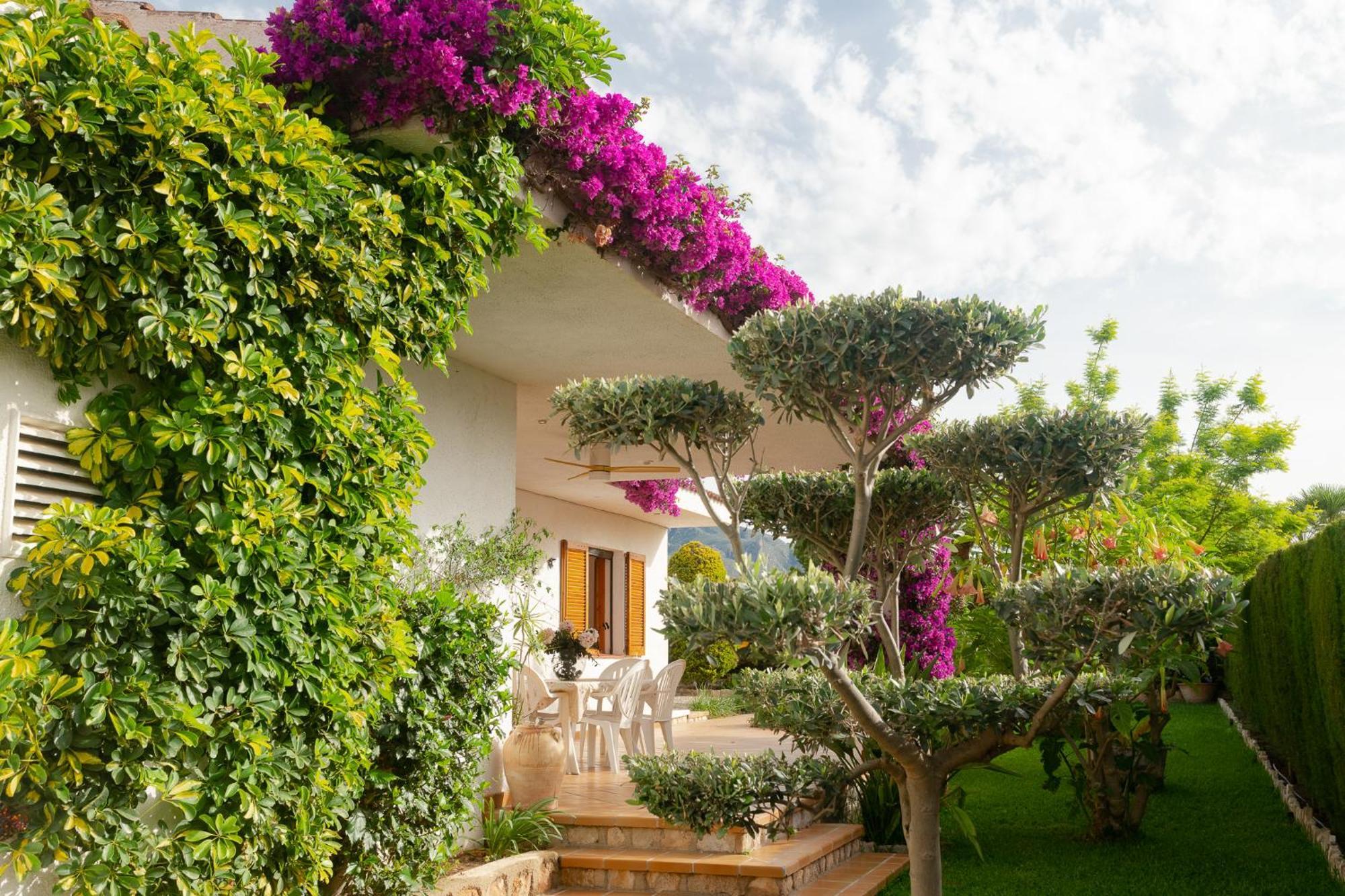 Exclusiva Villa Con Piscina Calafat Eksteriør billede